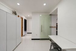 Sengkang West Way (Sengkang),  #568556001